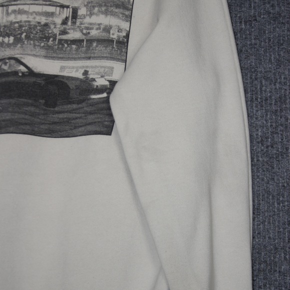 FuelFest Graphic Hoodie Mens L Cream GOOD Car Culture Drift Racing - Picture 6 of 7